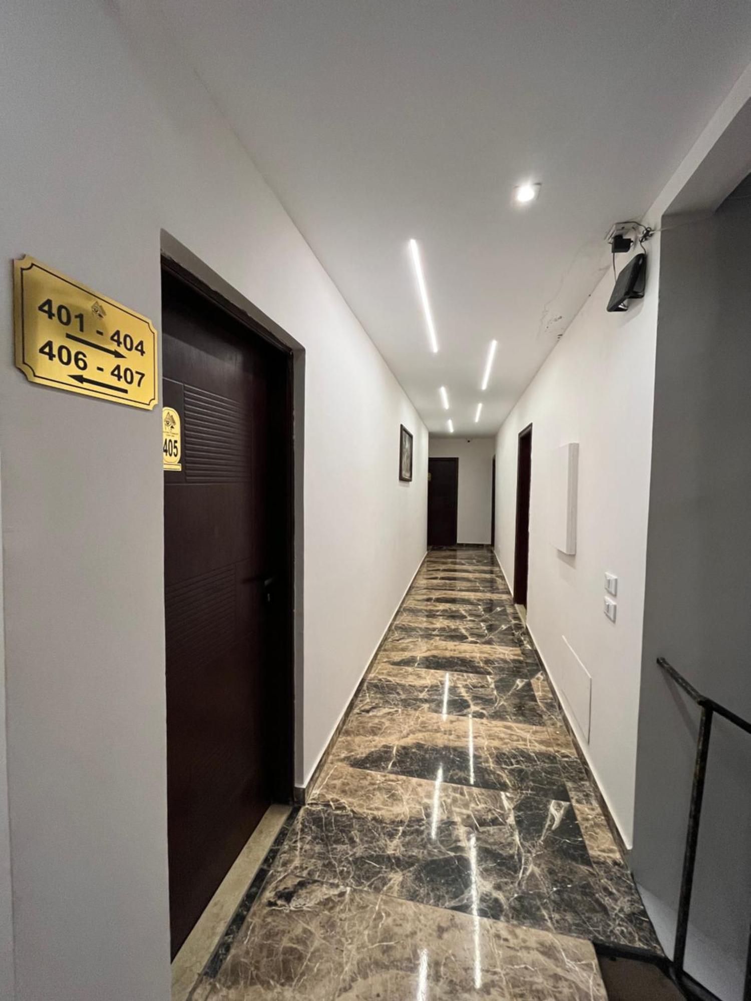 Shadow Pyramids Suites And Jacuzzi Kafrat al Jabal Ngoại thất bức ảnh