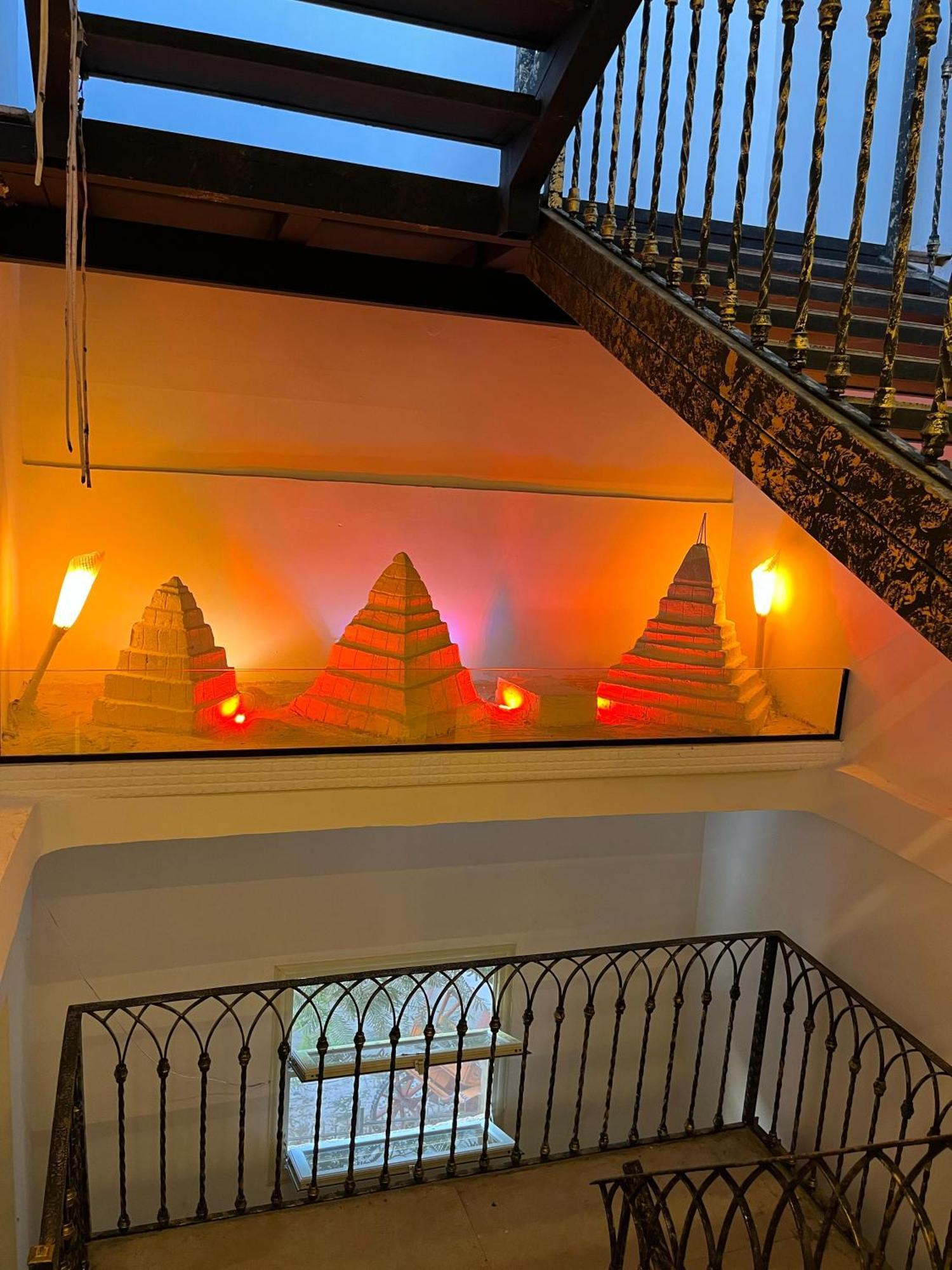 Shadow Pyramids Suites And Jacuzzi Kafrat al Jabal Ngoại thất bức ảnh